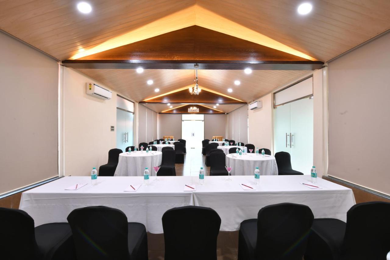 Arova Woods Zinc Journey By The Fern, Lonavala Hotel Exterior photo
